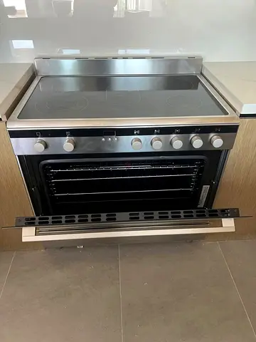 Siemens 5Burner Electric Cooker 90cm