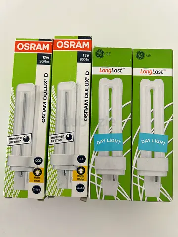 Set of 4 Compact Fluorescent Light Bulbs (CFL) - Osram  GE, Daylight