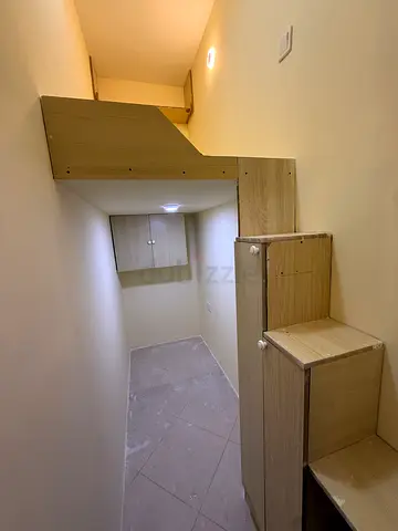 Loft parititon room available