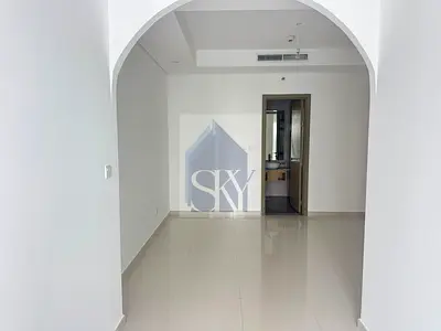 2BR Apartment | Paramount Tower | Burj Khalifa & Downtown Views | Pool & Gym Access