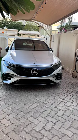 Mercedes EQS 450+