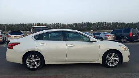 Nissan Altima SL 2014, American Specs - Well Maintained
