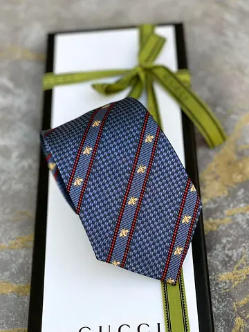 Mens tie