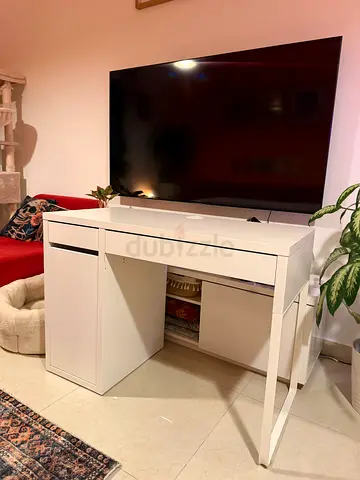 Small white desk