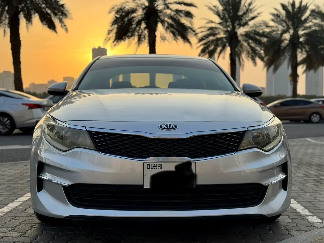 Kia Optima 2016 — photo 1 of 15