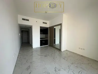 DECENT SIZED | AIRY APARTMENT | READY TO MOVE IN