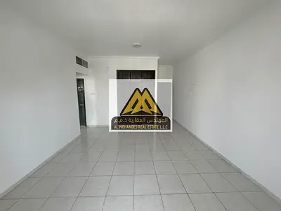 Distinctive Family Residence in Al Rashidiya 3 on a Main Street - AED 27,000