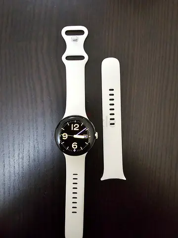 Google pixel watch with charger support esim, wifi , nfc, bluethooth, Map