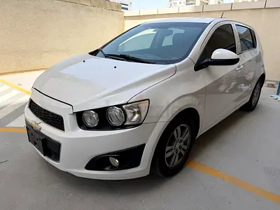 2015 Chevrolet sonic very economic hatchback
