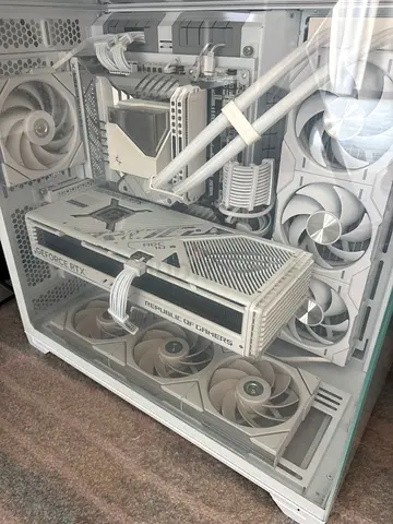 High End Custom White Gaming PC