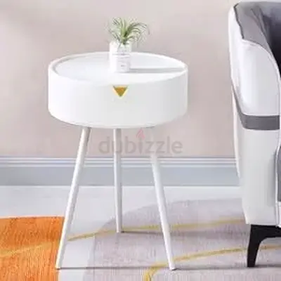 MOJO ROYAL Brand New Side table
