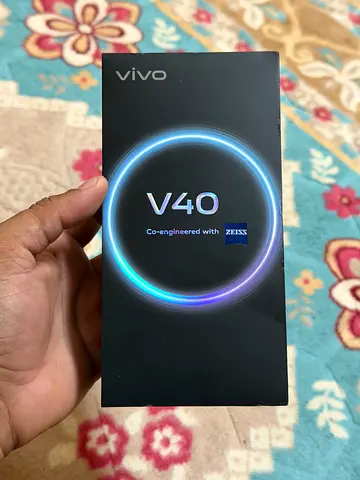 Vivo V40 5G New 12/512 Tdra uae