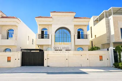 Fees included - Freehold - Super Deluxe finishing