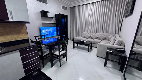 LUXURY HOUSE WITH INCLUDING ALL BILL GYM POOL PARKING WI-FI FREE 5000 PER MONTH