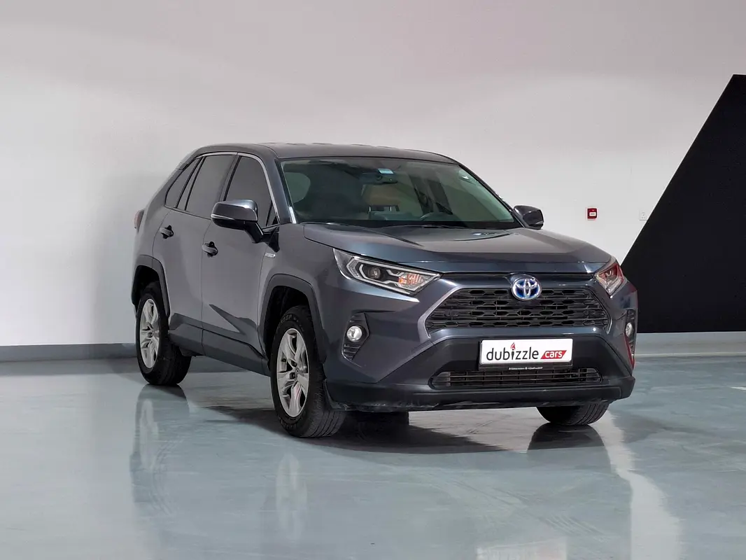 Toyota Rav 4 2019 — photo 1 of 13