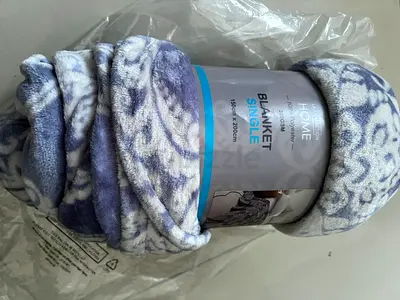 Soft plush throw blanket - light teal, unused