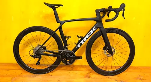 Trek Madone-SL-8 Generation -Shimano 105-12 speed - Disc Brake