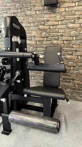 LEG CURL and LEG EXTENSIONS COMBO