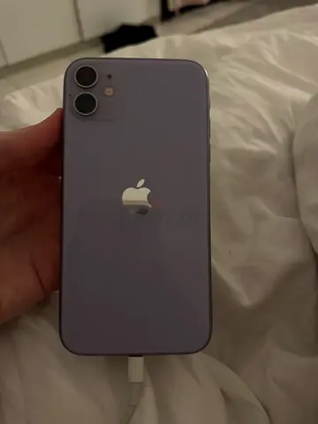iphone 11 (purple)