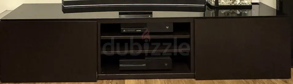 IKEA TV Trolley + Seperate Tempered Glass on top