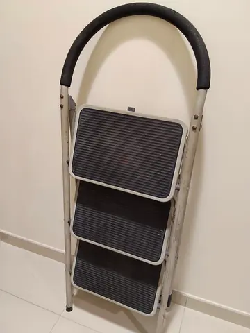 Step ladders