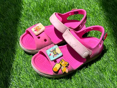 Pink Crocs (C9) - Toddler / Kids (3-4 years)