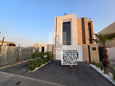 🔥 فيلا مودرن فاخرة للبيع 🔥  تملك حر لكل الجنسيات مع حق التوريث مدى الحياة! 🏡