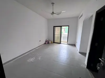 فرصة سكنية رائعة الآن في منطقة الجرف 3 بعجمان، خلف السوق الصيني ومركز القبائل،_ تسهيلات في الدفع