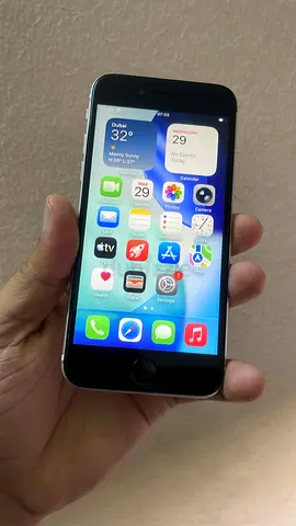 iphone se 2 generation iOS 26.1 wifi working no sim