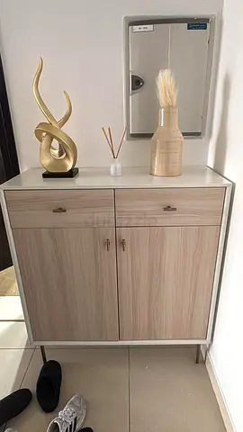Light Wood Entryway Shoe Cabinet with Drawers and Decorative Top