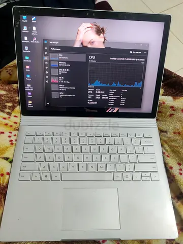 Microsoft Surface book 2 13inch 16gb 512gb (Silver) - Lightly Used