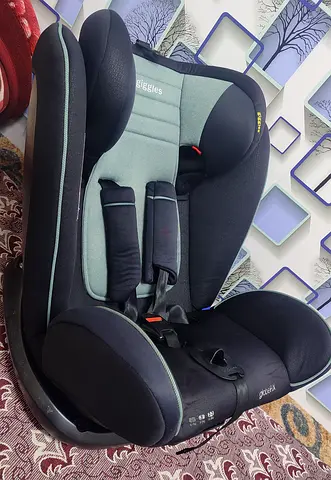 Giggles globefix car seat upto 12 years