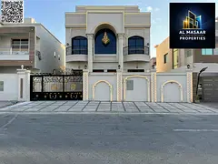 Villa overlooking two streets, two floors and a roof, classic design, price includes electricity and