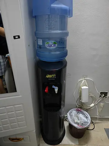 Nestle water dispenser with 19L bottle - working condition