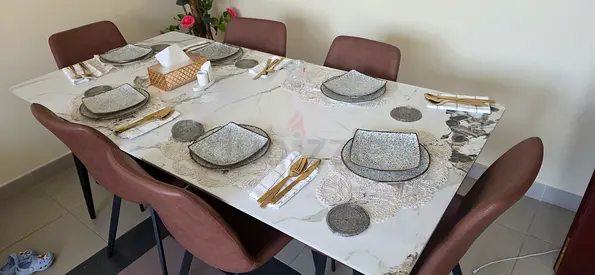 Dinning table