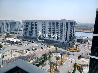 Outstanding Location |Spacious 3BR |Full Amenities
