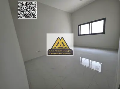 شقة غرفة وصالة للإيجار السنوي في الجرف الصناعية 3 عجمان، ثاني ساكن بحالة ممتازة، تتميز بمساحة كبيرة وبلكونة بإطلالة مفتوحة، مع غرفة ماستر في موقع حيوي