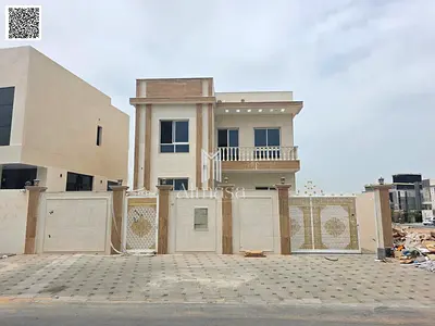 Modern villa located on a main street, no service charges, ownership available to all nationalities.