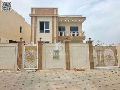 فيلا عصرية تقع على شارع رئيسي، بدون رسوم خدمات مع التملك لجميع الجنسيات .