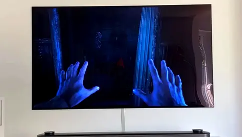 77” LG SIGNATURE OLED W8
77-inch 4K TV – Ultra Thin Premium OLED TV