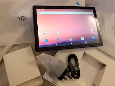 10-inch Android Tablet with Charger and USB Cable - new sealed
