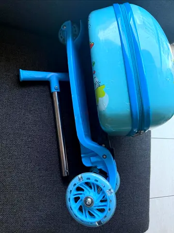 Lightweight 3-Wheel Kids Scooter with Duffle Bag - Scooter for Travel - Blue