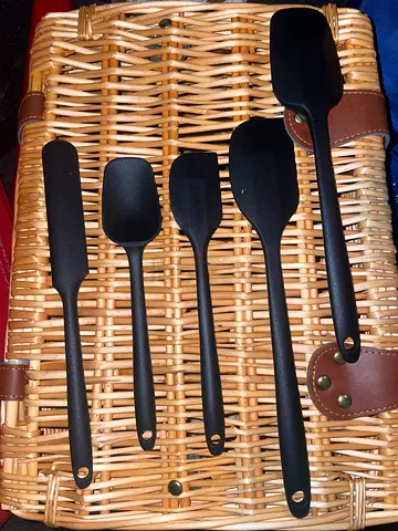 Set of 5 Silicone Spatulas / Kitchen Utensils - BRAND NEW