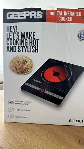 Geepas Digital Infrared Cooker - 2000W, Touch Control (New in Box) warranty 2 years