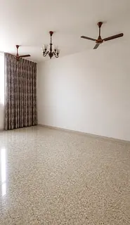 Big sized living room available for immediate rent