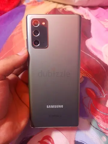 Samsung smartphone (good condition) - Triple rear camerasSamsung note 20 5g 128 gb ram8 in excellent