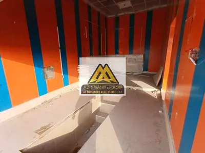 على شارع عام | موقع مميز في المويهات 3 | مناسب لجميع الأنشطة | حركة تجارية جيدة | فرصة استثمارية