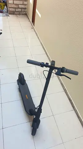 Electric scooter — adult commuter, good condition