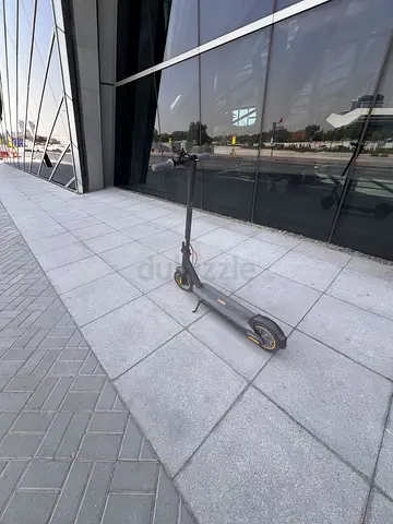 Used electric scooter in good working condition — compact foldable
