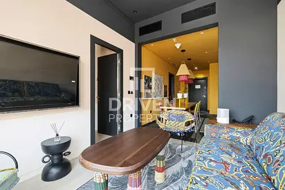 Stylish and Furnished Apt | Ready to Move in